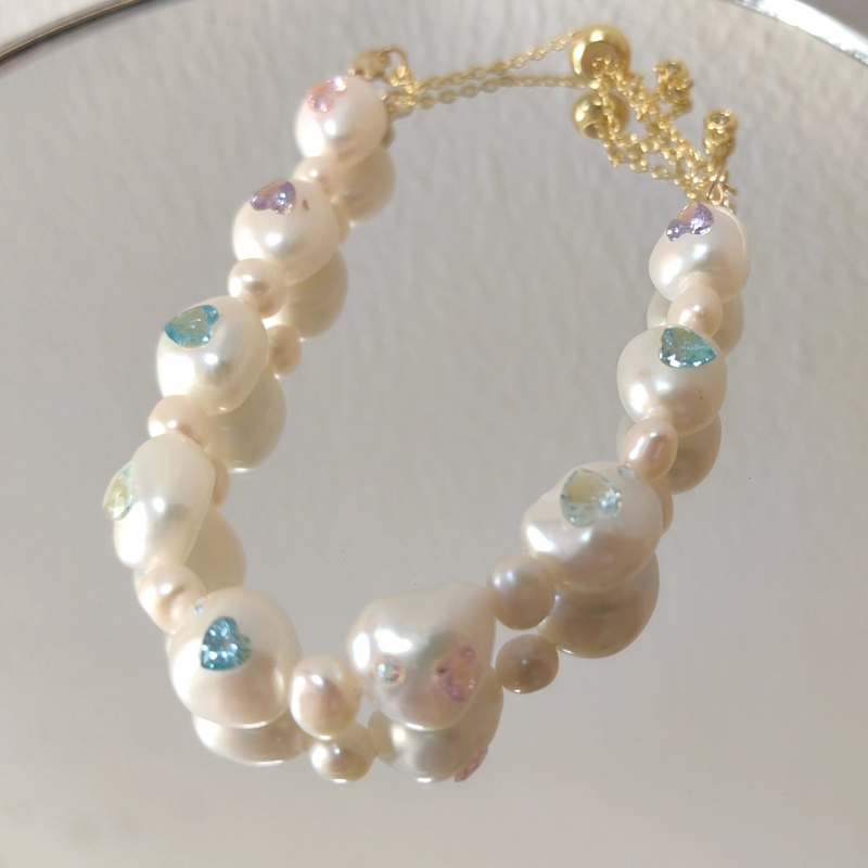 Pearl Bracelet with Heart Charm and Gemstone